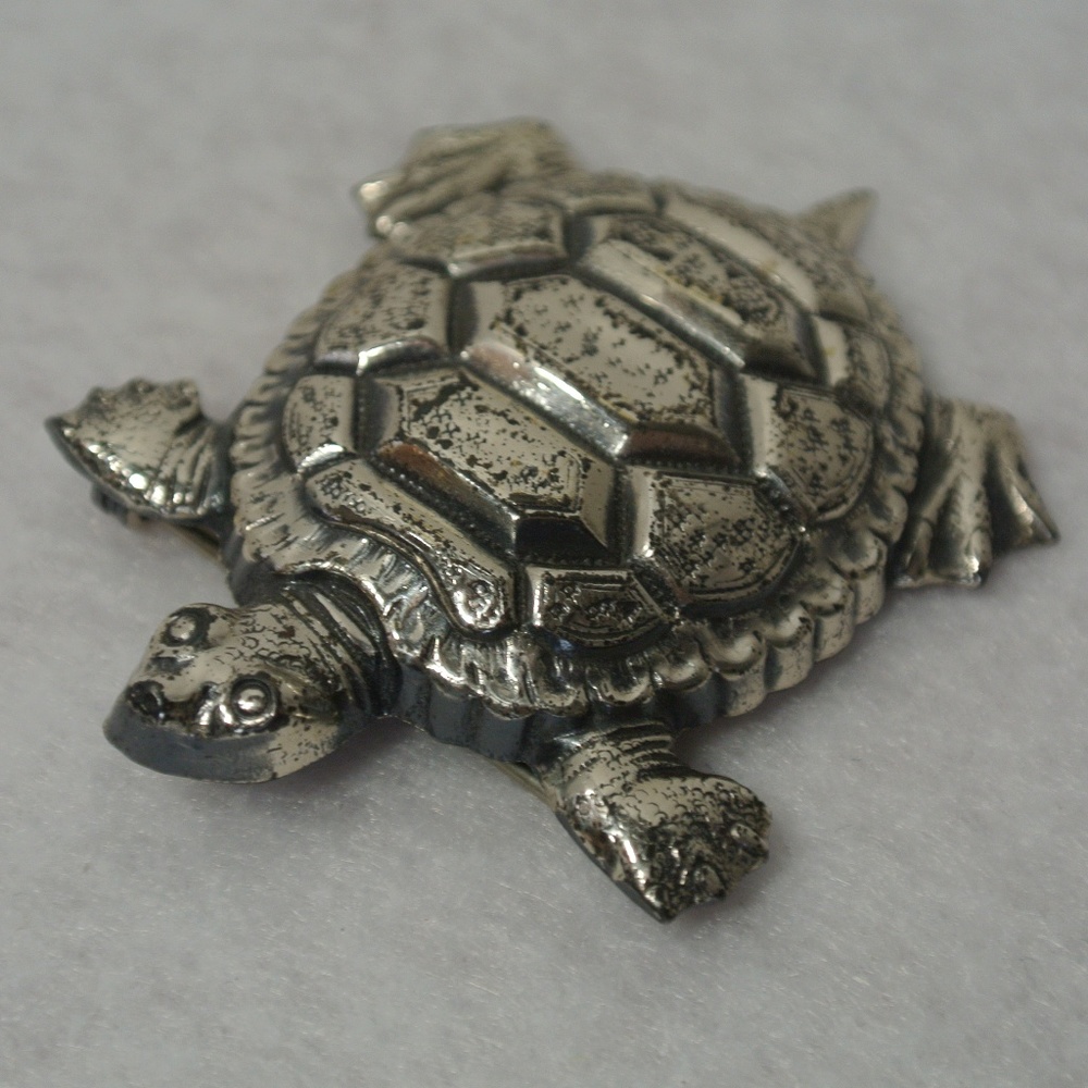 Vintage Sterling Silver Turtle Brooch